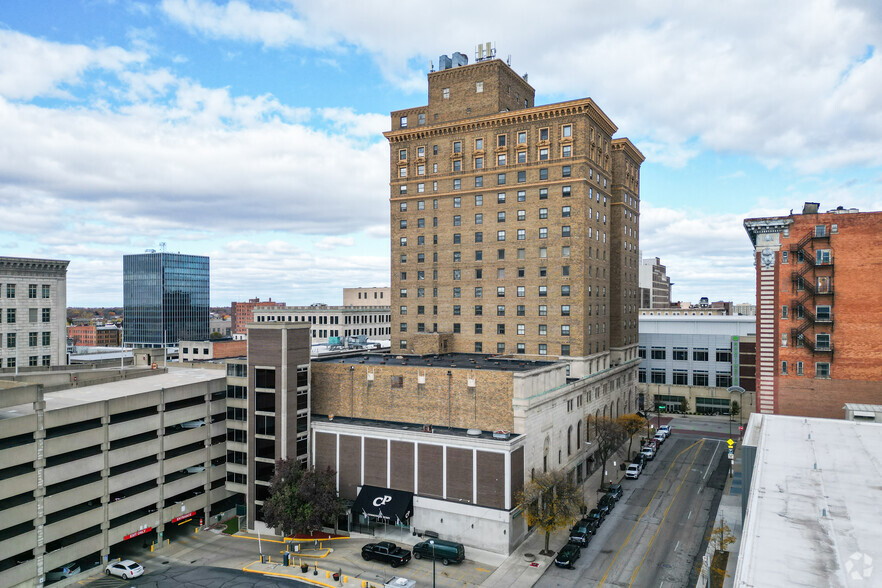 505 Jefferson Ave, Toledo, OH for rent - Building Photo - Image 1 of 32