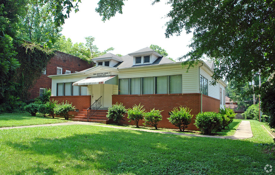 1908 E 7th St, Charlotte, NC for sale - Primary Photo - Image 1 of 37