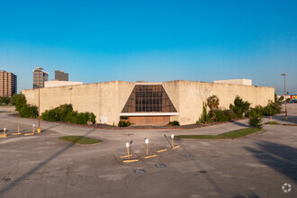 400 Greenspoint Mall, Houston, TX for sale Primary Photo- Image 1 of 1