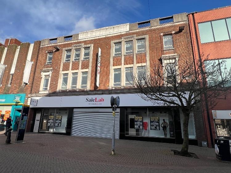 11-13 Upper Market Sq, Stoke On Trent to rent Building Photo- Image 1 of 4