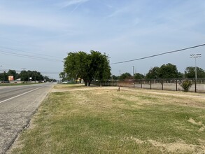 7500 S US Hwy 81, San Antonio, TX for sale Primary Photo- Image 1 of 1