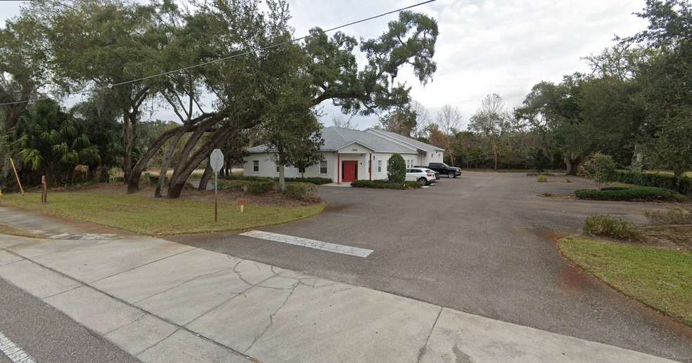 5540 Rowan Rd, New Port Richey, FL for sale - Primary Photo - Image 1 of 1