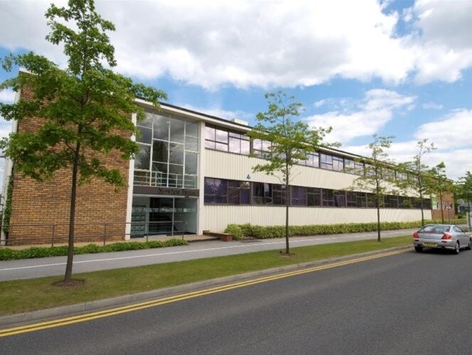 406 The Quadrant, Warrington to rent Building Photo- Image 1 of 5