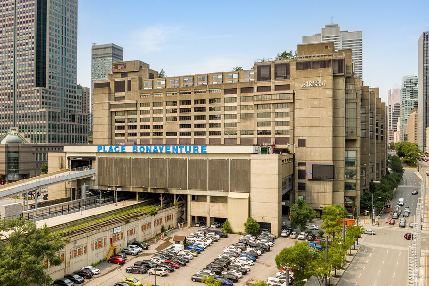 800 Rue De La Gauchetière O, Montréal, QC for rent - Building Photo - Image 3 of 5