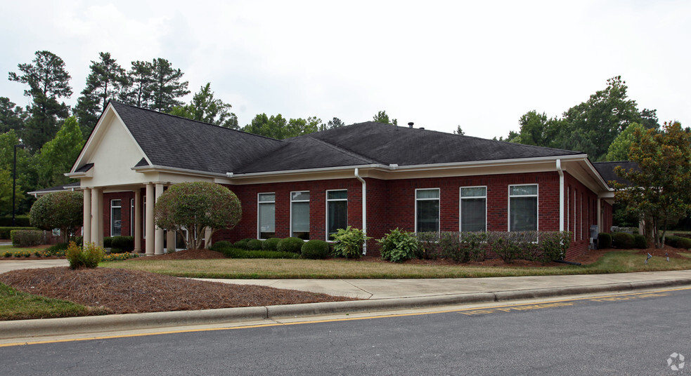 981 High House Rd, Cary, NC for sale - Building Photo - Image 1 of 1