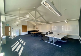 45B Edge St, Manchester to rent Interior Photo- Image 2 of 4