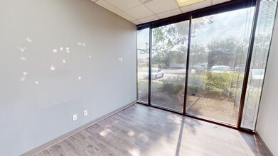 8500 Shoal Creek Blvd, Austin, TX for rent Building Photo- Image 2 of 8