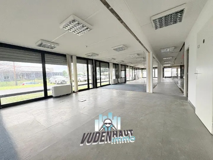 Office in Toulouse to rent Building Photo- Image 1 of 19