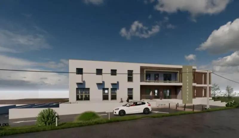 Office in Bourgoin-Jallieu for sale Building Photo- Image 1 of 6