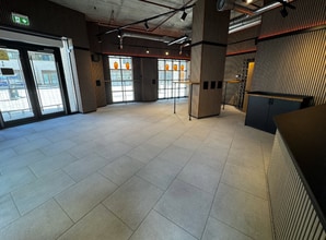 Carlton Vale, London to rent Interior Photo- Image 2 of 6