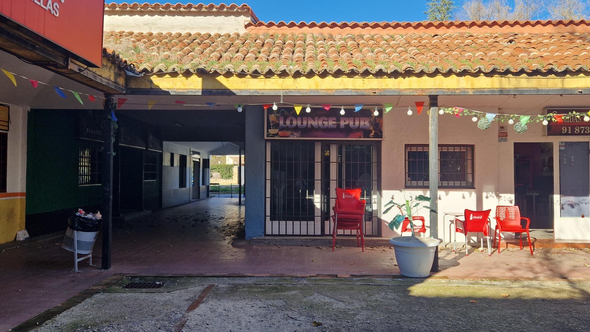 Retail in Nuevo Baztán, Madrid for sale Building Photo- Image 1 of 3