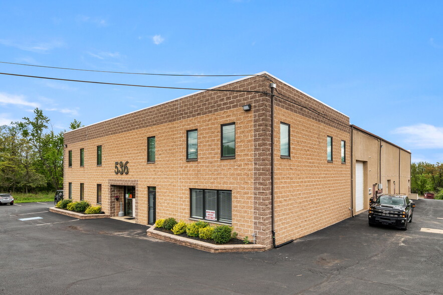 536 N Trooper Rd, Norristown, PA for rent - Building Photo - Image 2 of 12