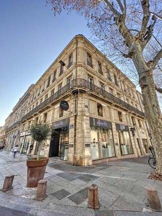 More details for 8 Rue De La République, Avignon - Office for Sale