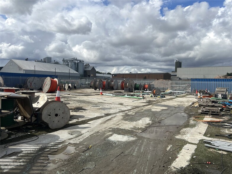 Tweedside Trading Estate, Berwick Upon Tweed to rent - Building Photo - Image 3 of 5