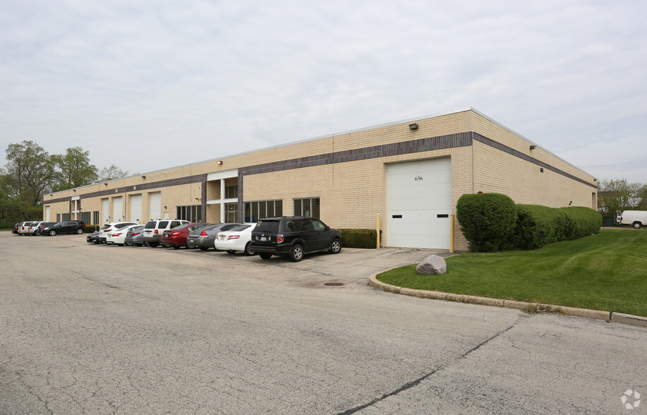 656-674 County Line Rd, Bensenville, IL for rent - Building Photo - Image 3 of 4