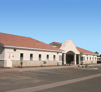 13645 W Indian School Rd, Litchfield Park, AZ for rent - Building Photo - Image 3 of 16