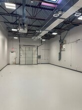 27200 Haggerty Rd, Farmington Hills, MI to rent Interior Photo- Image 2 of 3