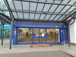 Stechford Ln, Birmingham to rent Building Photo- Image 2 of 4