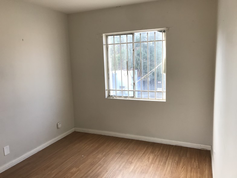 1951 Westwood Blvd, Los Angeles, CA for rent - Building Photo - Image 3 of 11