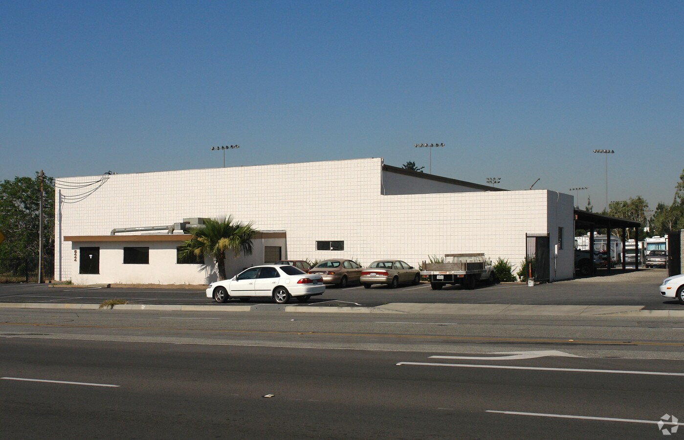 8444 Rochester Ave, Rancho Cucamonga 91730 UK