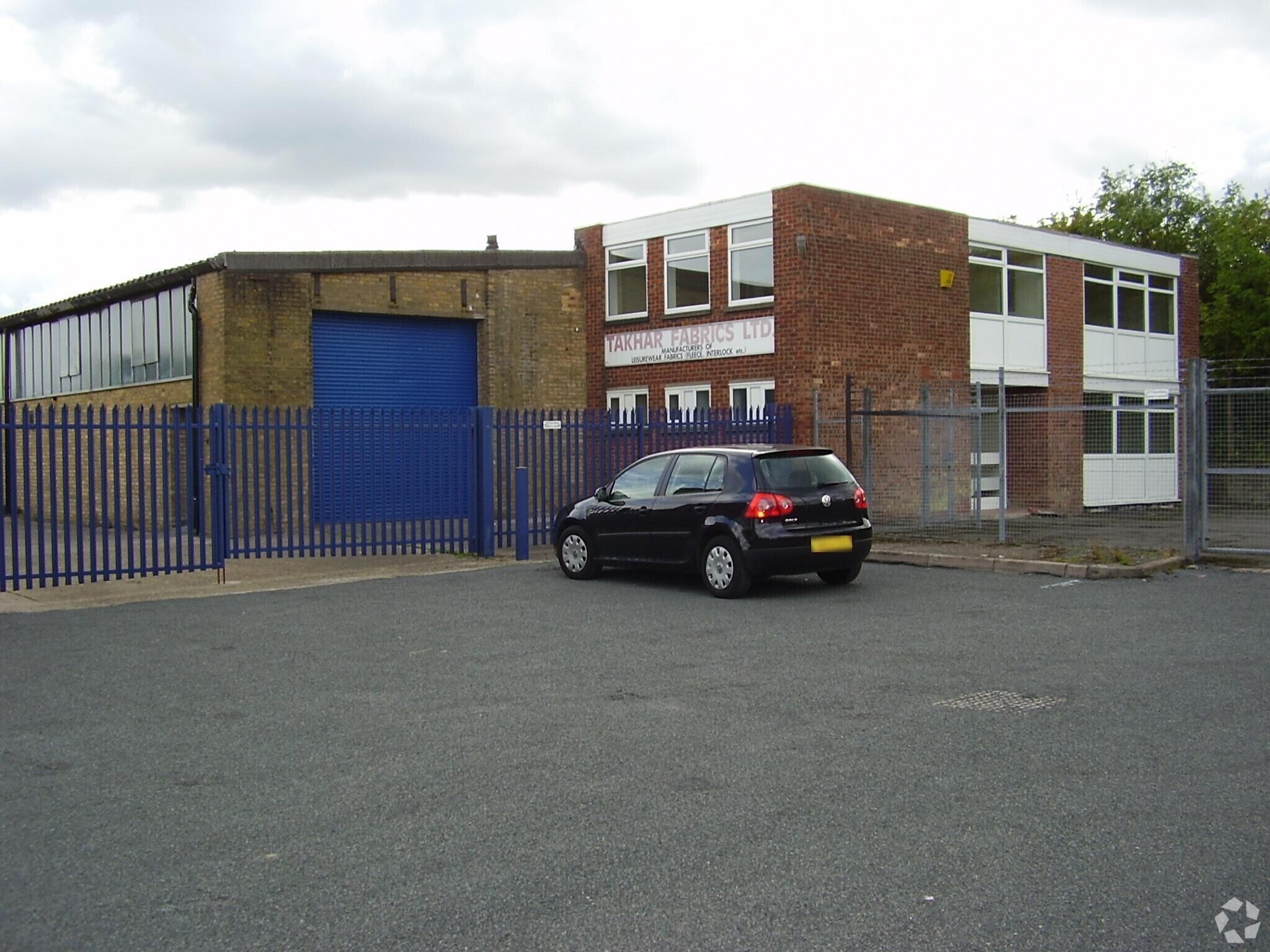 5 Lyon Clos, Wigston for sale Primary Photo- Image 1 of 1