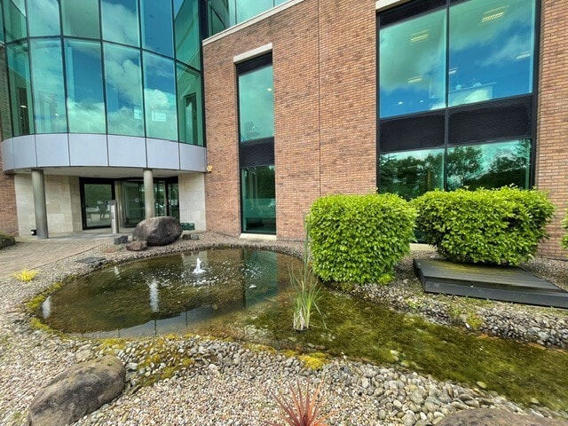 Sceptre Way, Preston to rent - Building Photo - Image 3 of 4