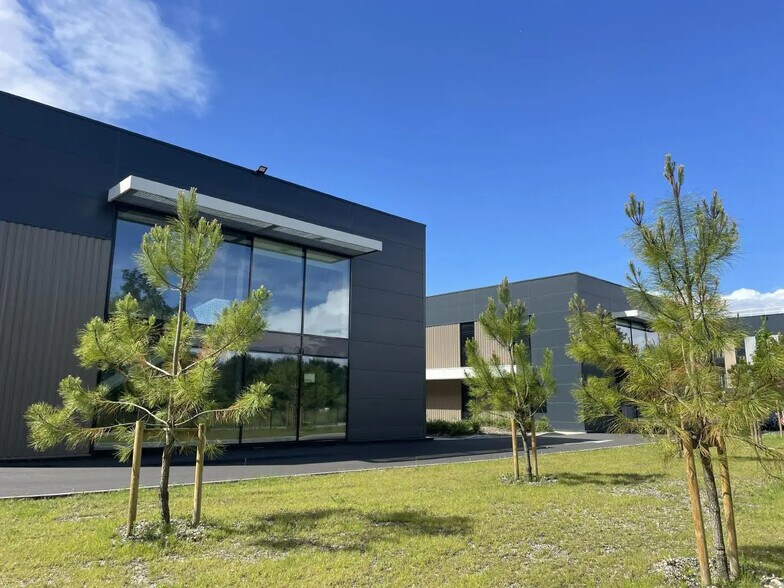 Light Industrial in Mérignac to rent - Building Photo - Image 3 of 30