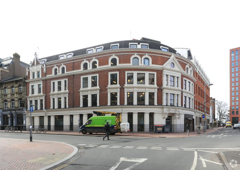 37-43 Blagrave St, Reading for rent - Primary Photo - Image 1 of 5