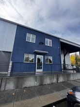 6770 McKinley St, Sebastopol, CA to rent Interior Photo- Image 1 of 14