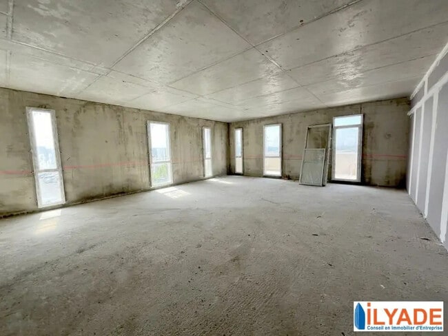 Vente Commerce 222 m²