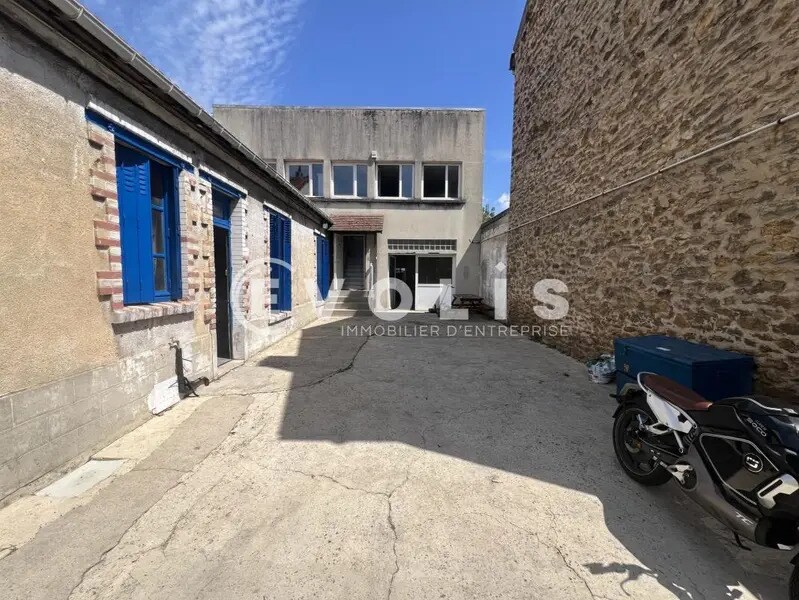 Light Industrial in Champigny-sur-Marne for sale Building Photo- Image 1 of 18