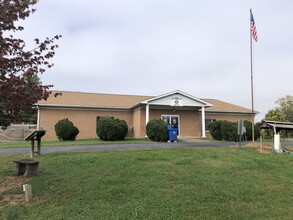 202 E Old Cross Rd, New Market, VA for sale Primary Photo- Image 1 of 1