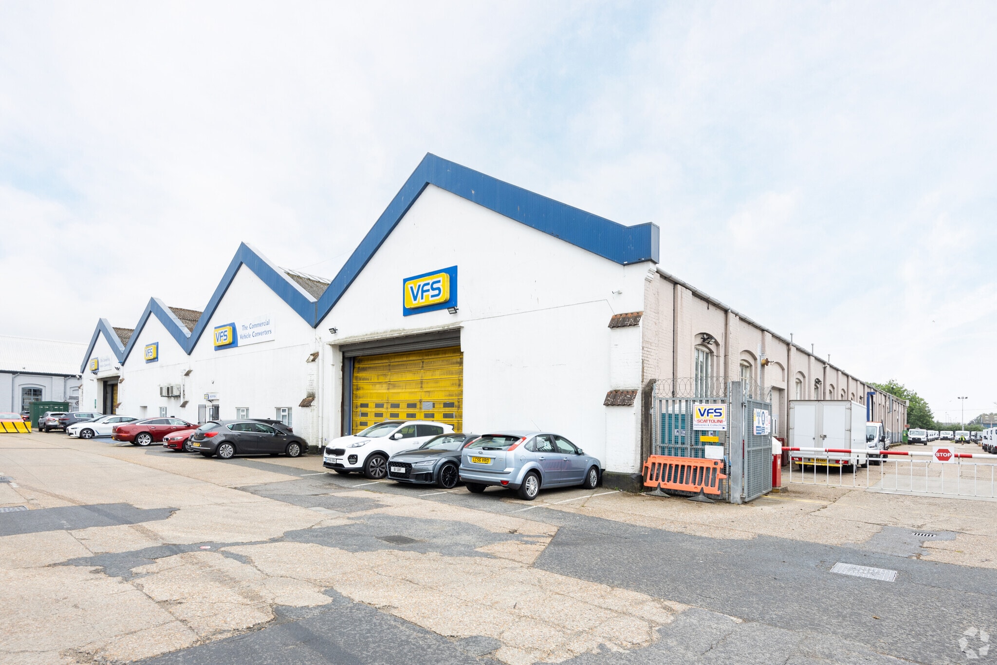 Chickenhall Ln, Eastleigh to rent Primary Photo- Image 1 of 5