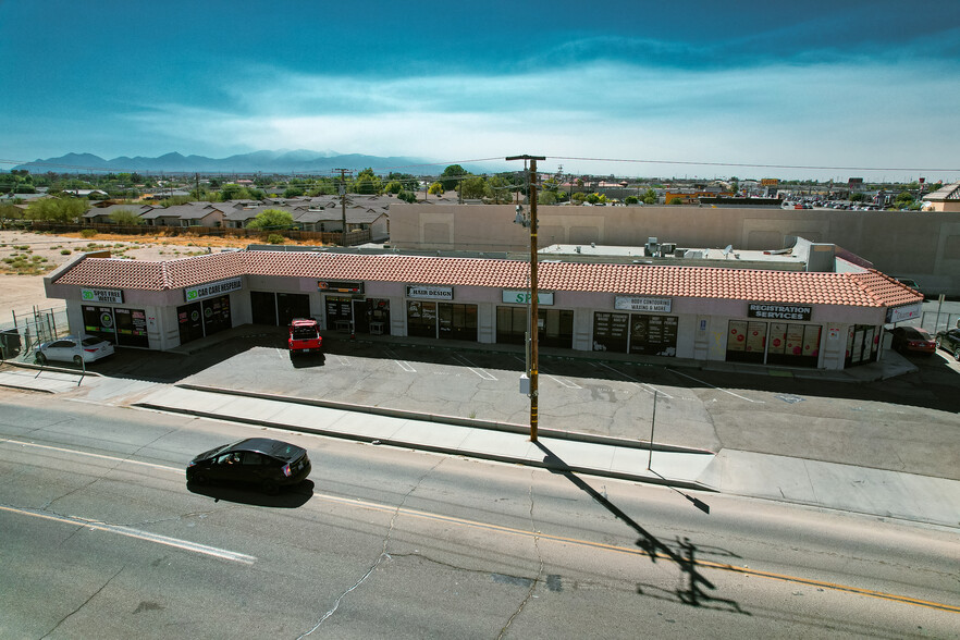 14895 Bear Valley Rd, Hesperia, CA for sale - Building Photo - Image 3 of 6