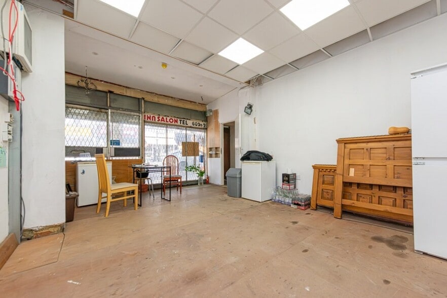 308 Caledonian Rd, London to rent - Interior Photo - Image 2 of 5