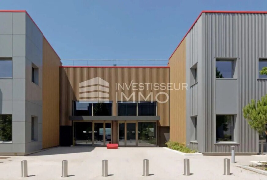 Office in Le Blanc-Mesnil to rent - Building Photo - Image 3 of 5