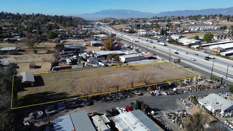 31805 Outer Highway 10, Yucaipa, CA for sale - Building Photo - Image 3 of 9