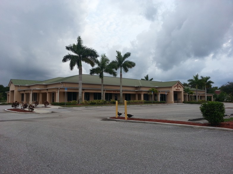 14651 Palm Beach Blvd, Fort Myers, FL for sale - Building Photo - Image 1 of 1