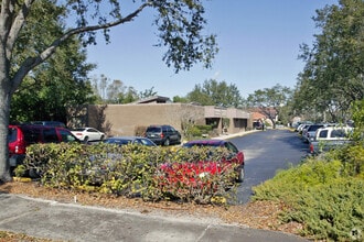 9806 N 56th St, Temple Terrace, FL for rent Building Photo- Image 2 of 9