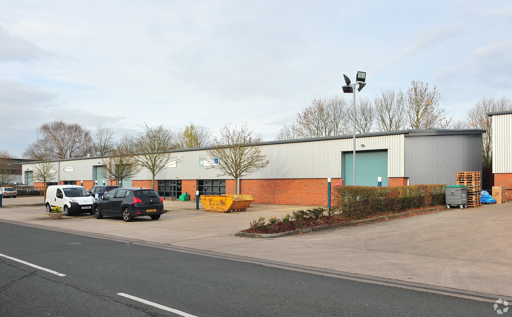 Oak Dr, Hartlebury to rent Primary Photo- Image 1 of 4