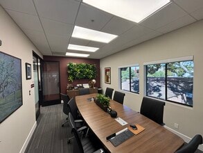 438 S Murphy Ave, Sunnyvale, CA to rent Interior Photo- Image 2 of 11