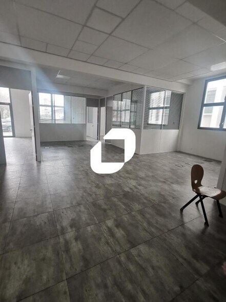 1 Quai Gabriel Péri, Joinville-le-Pont to rent - Interior Photo - Image 3 of 12