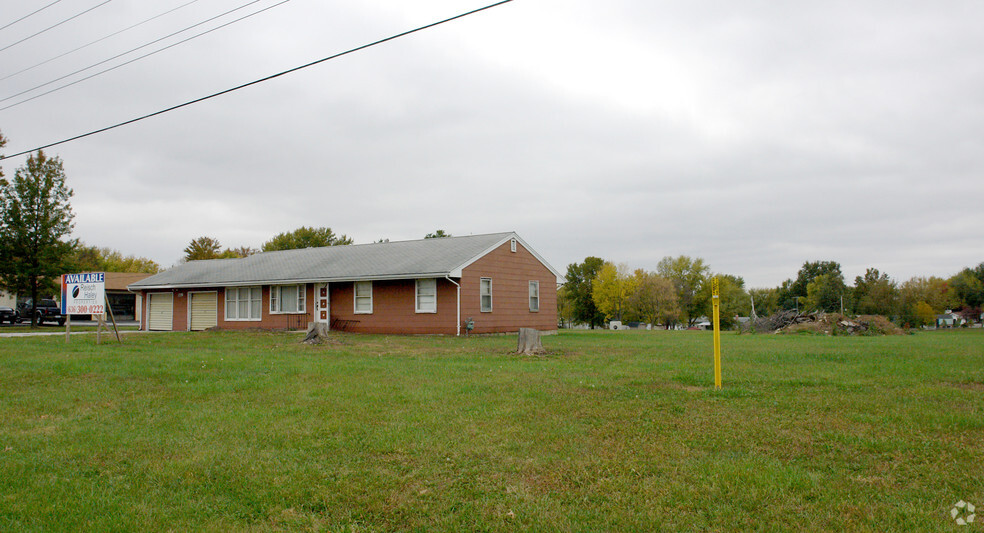 807 E Terra Ln, O'Fallon, MO for sale - Primary Photo - Image 1 of 3