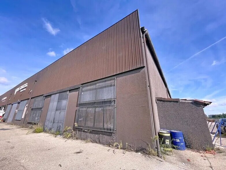 Industrial in Saint-Priest for sale - Building Photo - Image 3 of 10