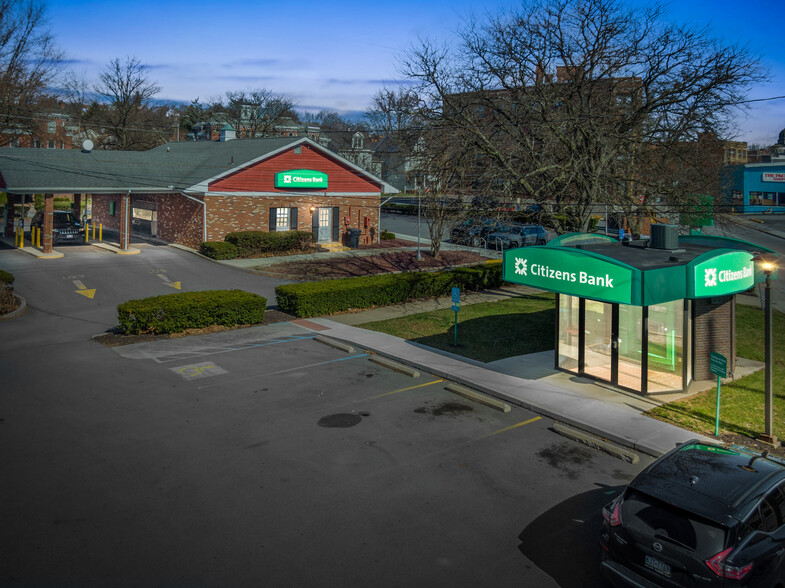 2035 Broad Ave, Altoona, PA for sale - Building Photo - Image 1 of 1