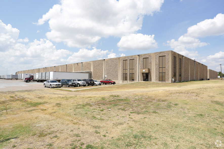 850 State Highway 161, Grand Prairie, TX for rent - Building Photo - Image 1 of 3