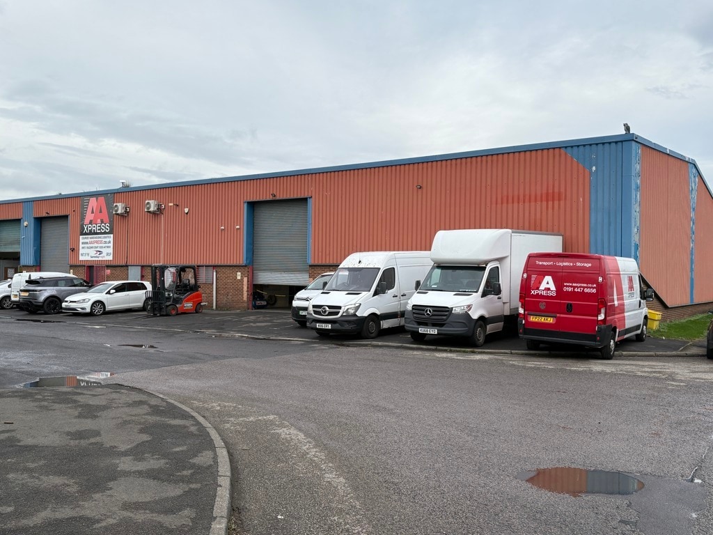 Blezzard Ct, Blaydon On Tyne for sale Primary Photo- Image 1 of 7