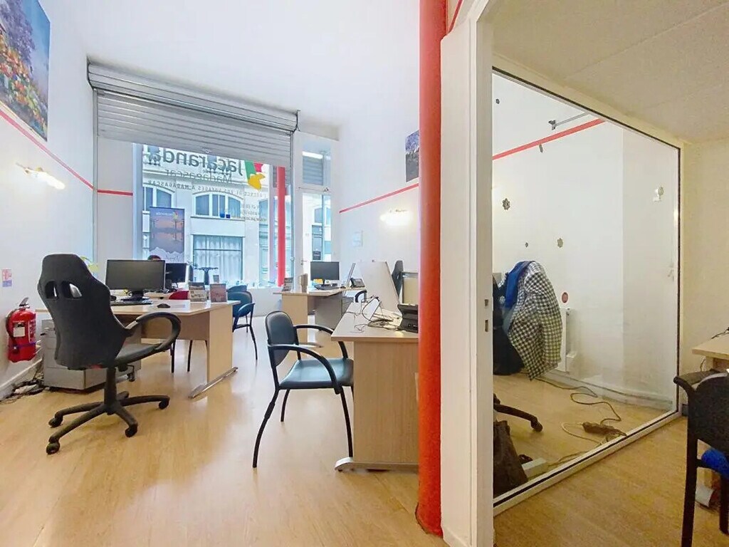 Vente Commerce 85 m² - Photo 1