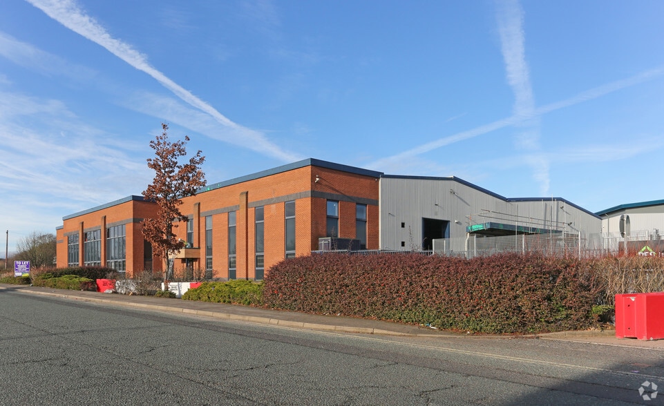 Dabell Ave, Nottingham to rent - Building Photo - Image 3 of 11