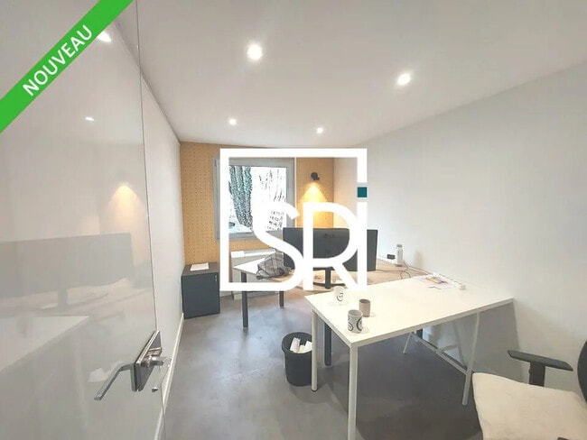 Location Bureaux 285 m²